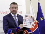 Na snímke podpredseda vlády SR pre investície a informatizáciu Peter Pellegrini počas tlačovej konferencie na tému Vojna byrokracií začína; v Bratislave 2. novembra 2017. 