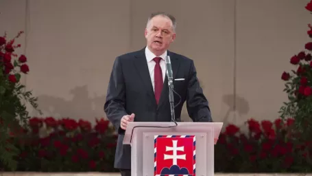 Prezident SR Andrej Kiska ocenil pri príležitosti 25. výročia vzniku Slovenskej republiky 25 osobností spoločenského a kultúrneho života v Bratislave v pondelok 1. januára 2018. Na snímke prezident SR Andrej Kiska počas príhovoru.