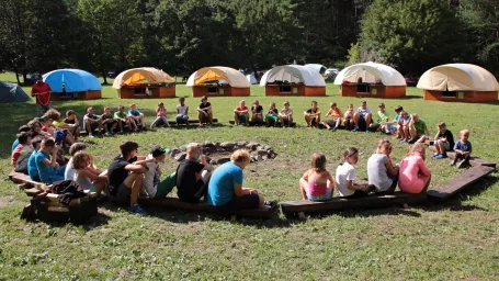 Letné tábory sú prospešné aj pri výchove detí