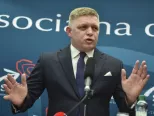 Na archívnej snímke predseda strany SMER-SD Robert Fico.