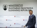 Na snímke minister životného prostredia László Sólymos