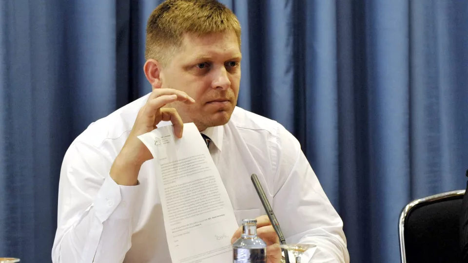 Poslanec Robert Fico