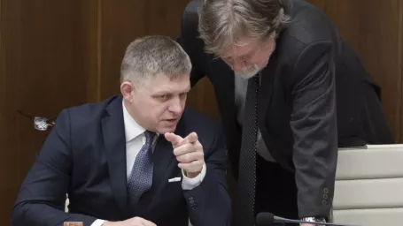 Robert Fico a Dušan Jarjabek zo Smeru