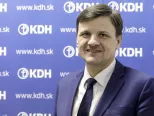 Na snímke predseda Kresťanskodemokratického hnutia (KDH) Alojz Hlina