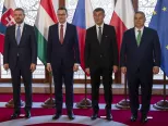 Zľava predseda vlády SR Peter Pellegrini, predseda vlády Poľska Mateusz Morawiecki, predseda vlády ČR Andrej Babiš a predseda vlády Maďarska Viktor Orbán