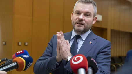 Na snímke predseda vlády SR Peter Pellegrini