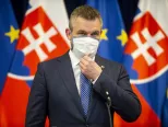 Na snímke predseda vlády SR Peter Pellegrini počas tlačovej konferencie po zasadnutí krízového štábu SR 16. marca 2020 v Bratislave.