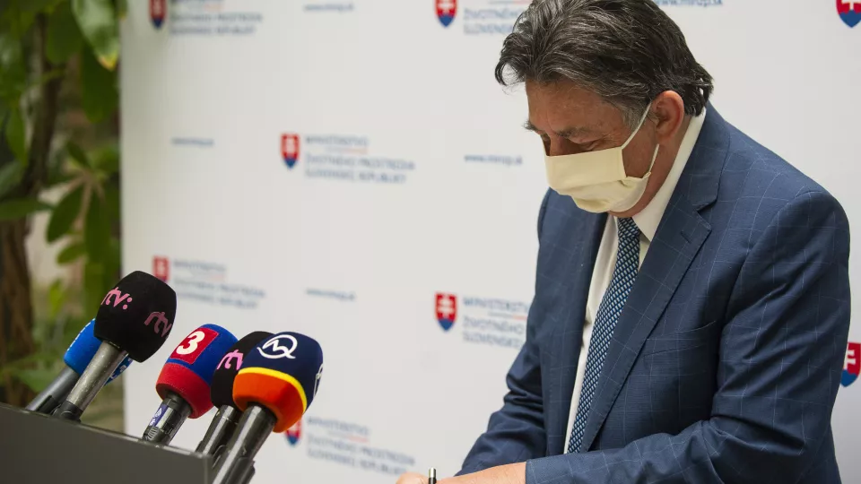 Na snímke minister životného prostredia SR Ján Budaj.