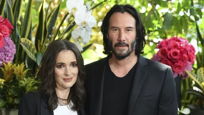 Archívny záber, na snímke sú herci Winona Ryder a Keanu Reeves.