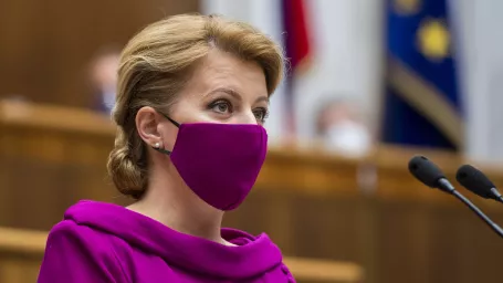 Na snímke prezidentka SR Zuzana Čaputová vystupuje so Správou o stave Slovenskej republiky počas 8. schôdze Národnej rady SR v Bratislave 5. júna 2020.