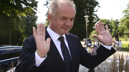 Andrej Kiska odchádza zo snemu strany Za ľudí po tom, čo za novú predsedníčku strany bola zvolená Veronika Remišová.