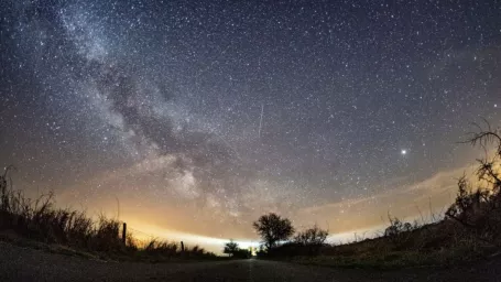 Archívne snímky, meteorický roj Leonidy