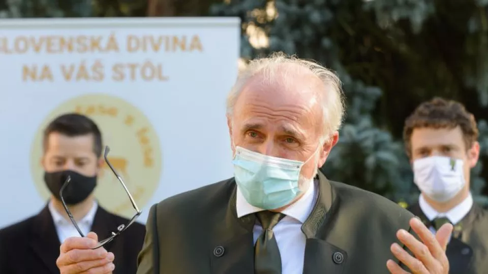 Na snímke minister pôdohospodárstva a rozvoja vidieka SR Ján Mičovský