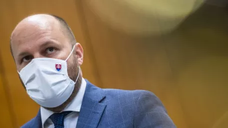 Na snímke minister obrany SR Jaroslav Naď (OĽaNO)