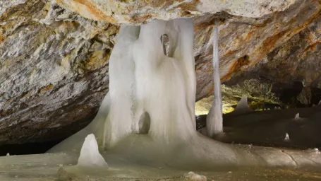 Dobšinská ľadová jaskyňa