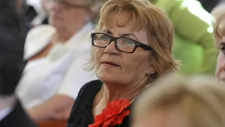 Minister školstva SR Eugen Jurzyca ocenil 26. marca 2012 v Bratislave pri príležitosti Dňa učiteľov  50 osobností z pedagogického zboru. Na snímke účastníci podujatia.