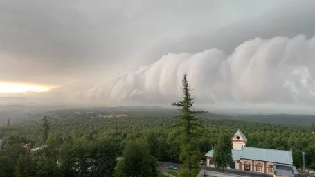 Shelf Cloud nad Tatrami