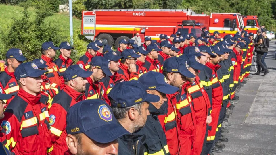 Našich hasičov prijala prezidentka i premiér