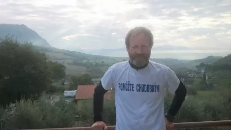 Kňaz Peter Gombita úspešne dokončil svoj beh z Košíc do Ríma.